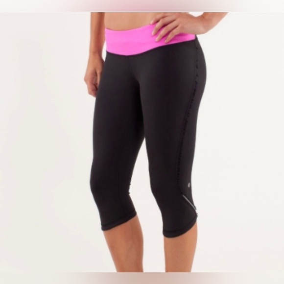 🍋 LULULEMON Run: Fast and Free Crop - Black/Pow Pink (Size 4) 🍋 - Picture 1 of 11